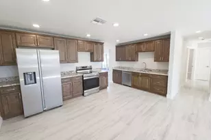 1636 W Argon St, Mesa, AZ 85201 - Photo 9