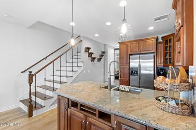 2454 E Roma Avenue, Phoenix, AZ 85016 - Photo 9