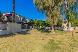 4918 E Siesta Dr, Phoenix, AZ 85044 - Photo 33