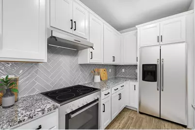 13489 N 158th Avenue, Surprise, AZ 85379 - Photo 17