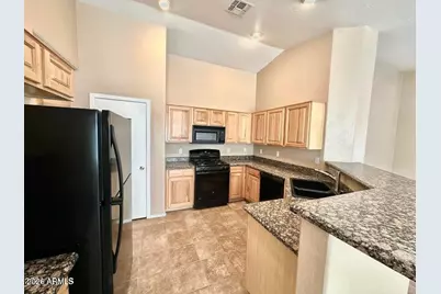 11727 N 153rd Avenue, Surprise, AZ 85379 - Photo 7