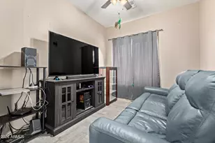 825 E Minton St, Phoenix, AZ 85042 - Photo 5