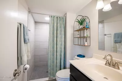 8135 N Central Avenue #12, Phoenix, AZ 85020 - Photo 17