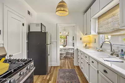29 W Wilshire Drive, Phoenix, AZ 85003 - Photo 11