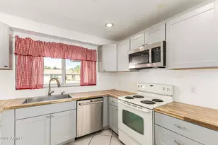 10207 N 51st Dr, Glendale, AZ 85302 - Photo 15