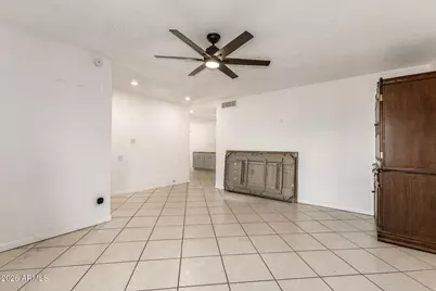 10207 N 51st Drive, Glendale, AZ 85302 - Photo 7