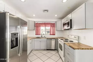 10207 N 51st Dr, Glendale, AZ 85302 - Photo 13