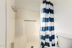 10207 N 51st Dr, Glendale, AZ 85302 - Photo 25