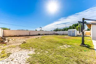 10207 N 51st Dr, Glendale, AZ 85302 - Photo 31