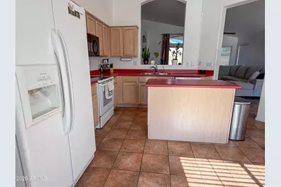 6906 W Phelps Road, Peoria, AZ 85382 - Photo 9
