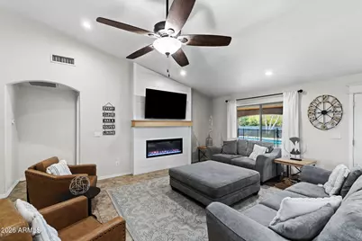 1822 E Lexington Avenue N, Gilbert, AZ 85234 - Photo 7