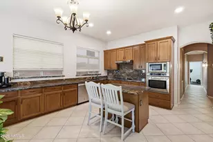 318 W El Freda Rd, Tempe, AZ 85284 - Photo 9