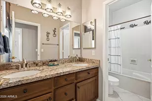 318 W El Freda Rd, Tempe, AZ 85284 - Photo 17