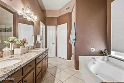 318 W El Freda Road, Tempe, AZ 85284 - Photo 15