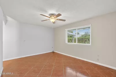 10850 W Deanne Drive, Sun City, AZ 85351 - Photo 11