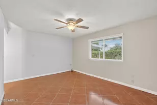 10850 W Deanne Dr, Sun City, AZ 85351 - Photo 9