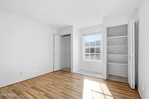 1033 E Bendix Dr, Tempe, AZ 85283 - Photo 17