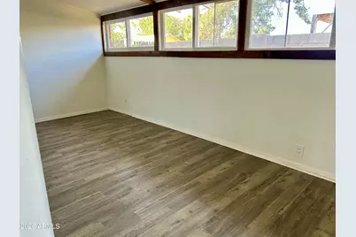 5545 W State Avenue, Glendale, AZ 85301 - Photo 7