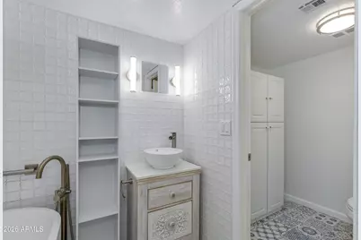 3031 N Civic Center Plaza #218, Scottsdale, AZ 85251 - Photo 11