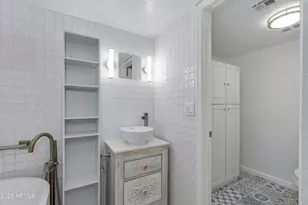 3031 N Civic Center Plaza, Scottsdale, AZ 85251 - Photo 11