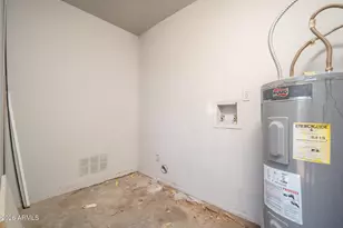 808 N 95th Dr, Tolleson, AZ 85353 - Photo 15