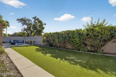 9333 W Pontiac Drive, Peoria, AZ 85382 - Photo 43