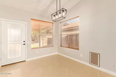 3212 E Oraibi Drive, Phoenix, AZ 85050 - Photo 7