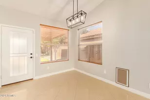 3212 E Oraibi Dr, Phoenix, AZ 85050 - Photo 7