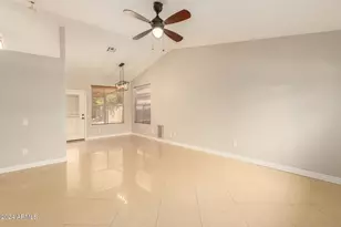 3212 E Oraibi Dr, Phoenix, AZ 85050 - Photo 3