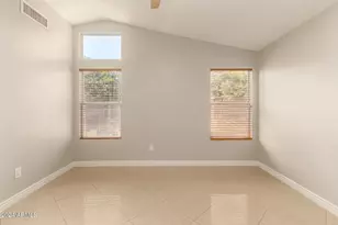 3212 E Oraibi Dr, Phoenix, AZ 85050 - Photo 21