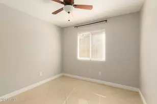 3212 E Oraibi Dr, Phoenix, AZ 85050 - Photo 13