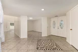 9611 W Terrace Ln, Sun City, AZ 85373 - Photo 7