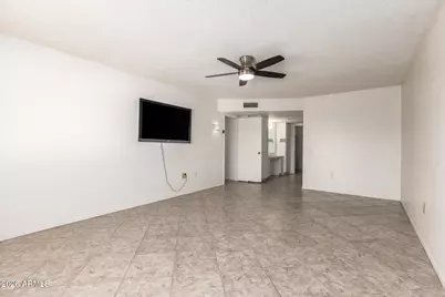 9611 W Terrace Lane, Sun City, AZ 85373 - Photo 23