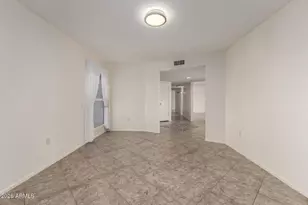 9611 W Terrace Ln, Sun City, AZ 85373 - Photo 11