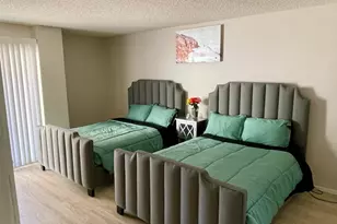 11042 N 28th Dr, Phoenix, AZ 85029 - Photo 3