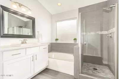 24 S Willow Creek Street, Chandler, AZ 85225 - Photo 5