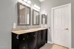 4560 S Springs Dr, Chandler, AZ 85249 - Photo 25