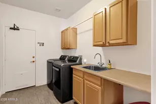 4560 S Springs Dr, Chandler, AZ 85249 - Photo 19