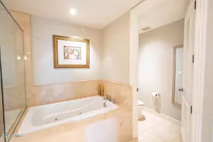 7175 E Camelback Rd, Scottsdale, AZ 85251 - Photo 19