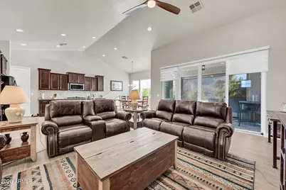 565 W Perkins Street, San Tan Valley, AZ 85143 - Photo 21