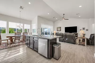 565 W Perkins Street, San Tan Valley, AZ 85143 - Photo 27