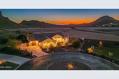 565 W Perkins Street, San Tan Valley, AZ 85143 - Photo 3