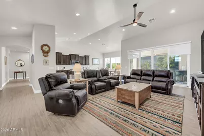 565 W Perkins Street, San Tan Valley, AZ 85143 - Photo 25