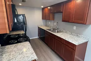 6541 N 67th Ave, Glendale, AZ 85301 - Photo 7