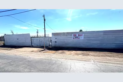 3027 W Lincoln Street #14, Phoenix, AZ 85009 - Photo 1