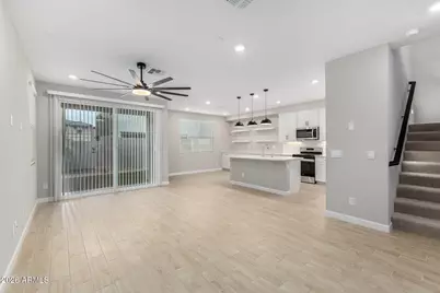 5818 E Zachary Drive, Phoenix, AZ 85054 - Photo 5