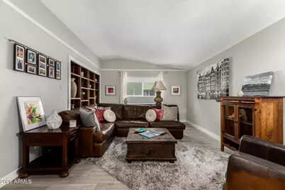 4601 N 75th Street, Scottsdale, AZ 85251 - Photo 3