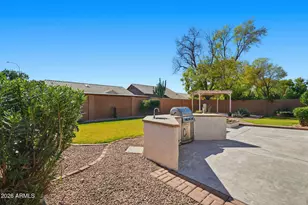 5261 W Shannon Ct, Chandler, AZ 85226 - Photo 35