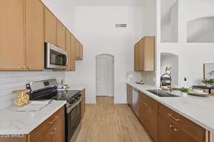 5261 W Shannon Ct, Chandler, AZ 85226 - Photo 11