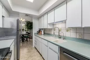 7830 N 21st Dr, Phoenix, AZ 85021 - Photo 17